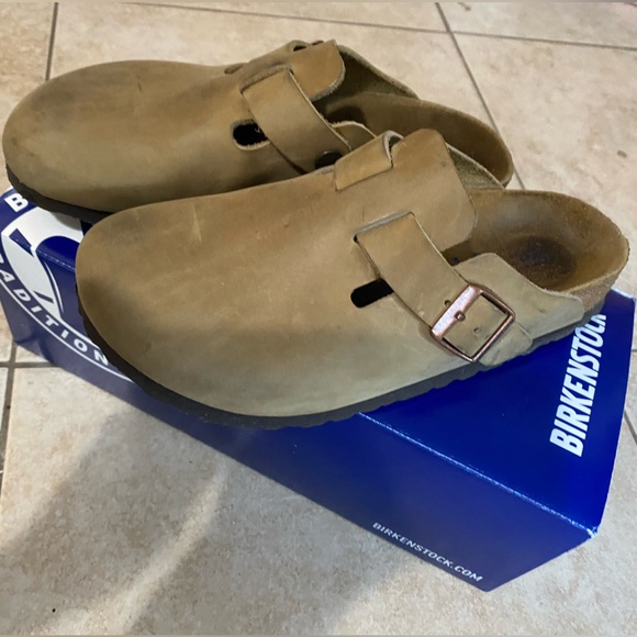 Women’s Boston Birkenstock 6.5 Narrow - Picture 2 of 6